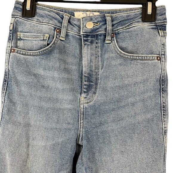 We The Free People Womens Medium Wash Raw Hem Distressed High Waist Jeans sz 28 - Picture 7 of 16